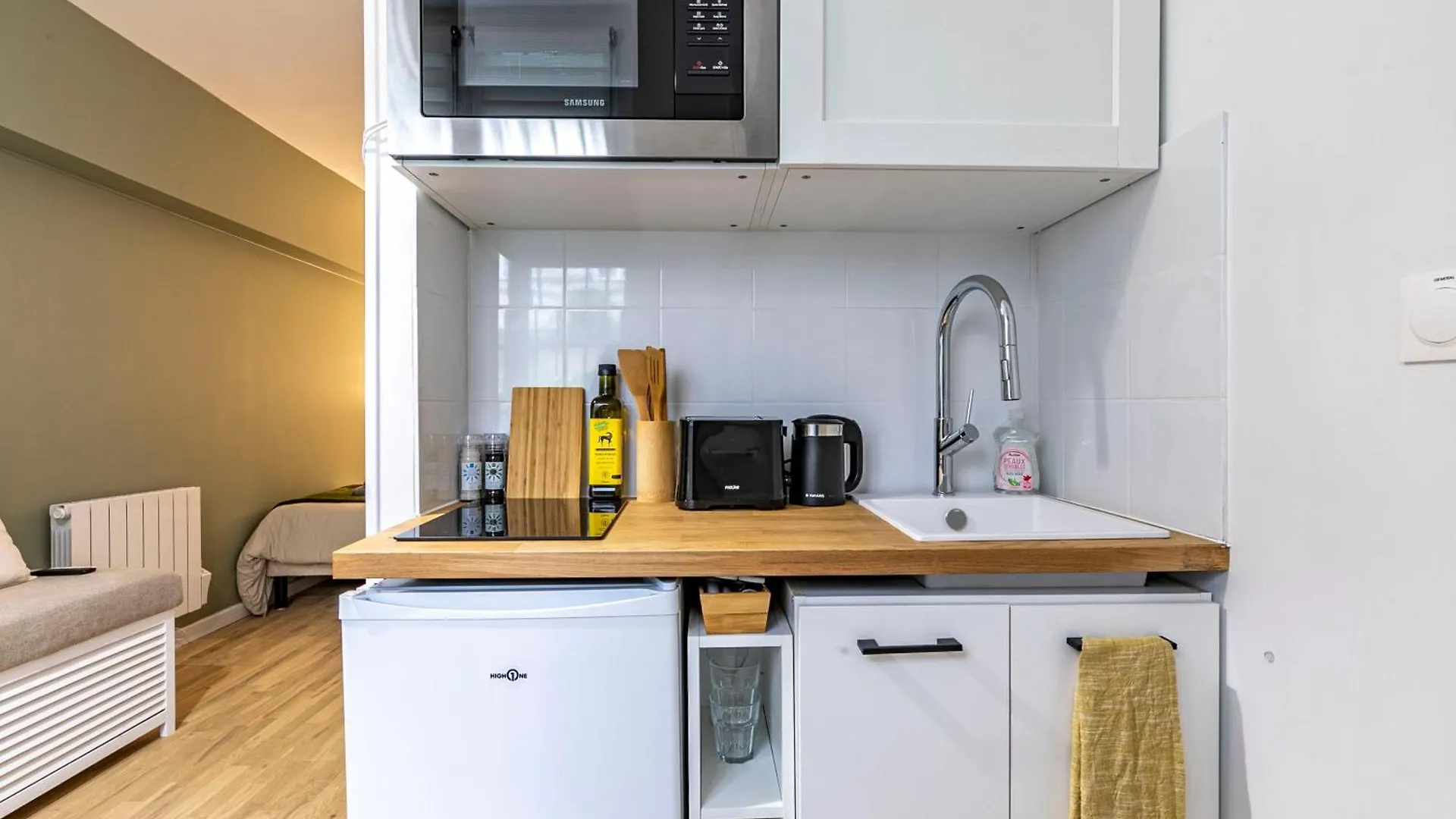 Design And Quiet On Wooded Courtyard ! Apartament Paryż